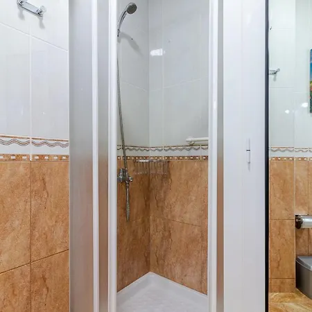 Flatguest Luis Morote - - - Wifi Apartment